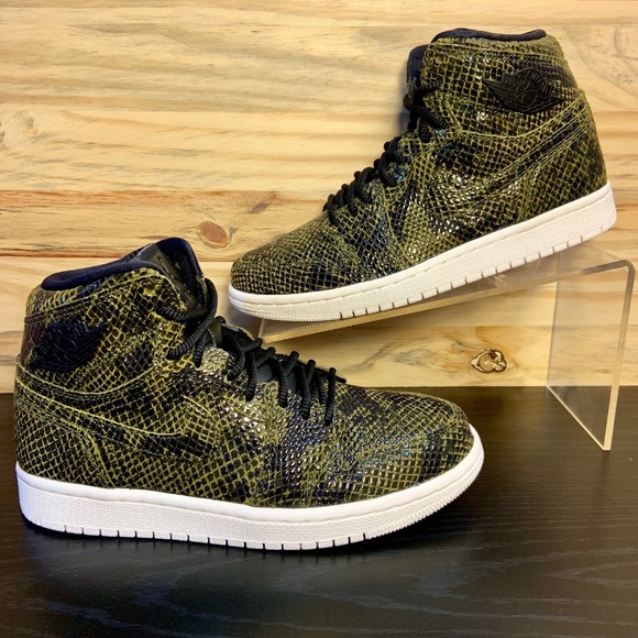 Nike Shoes - New Nike  Air Jordan 1 Retro High Snakeskin